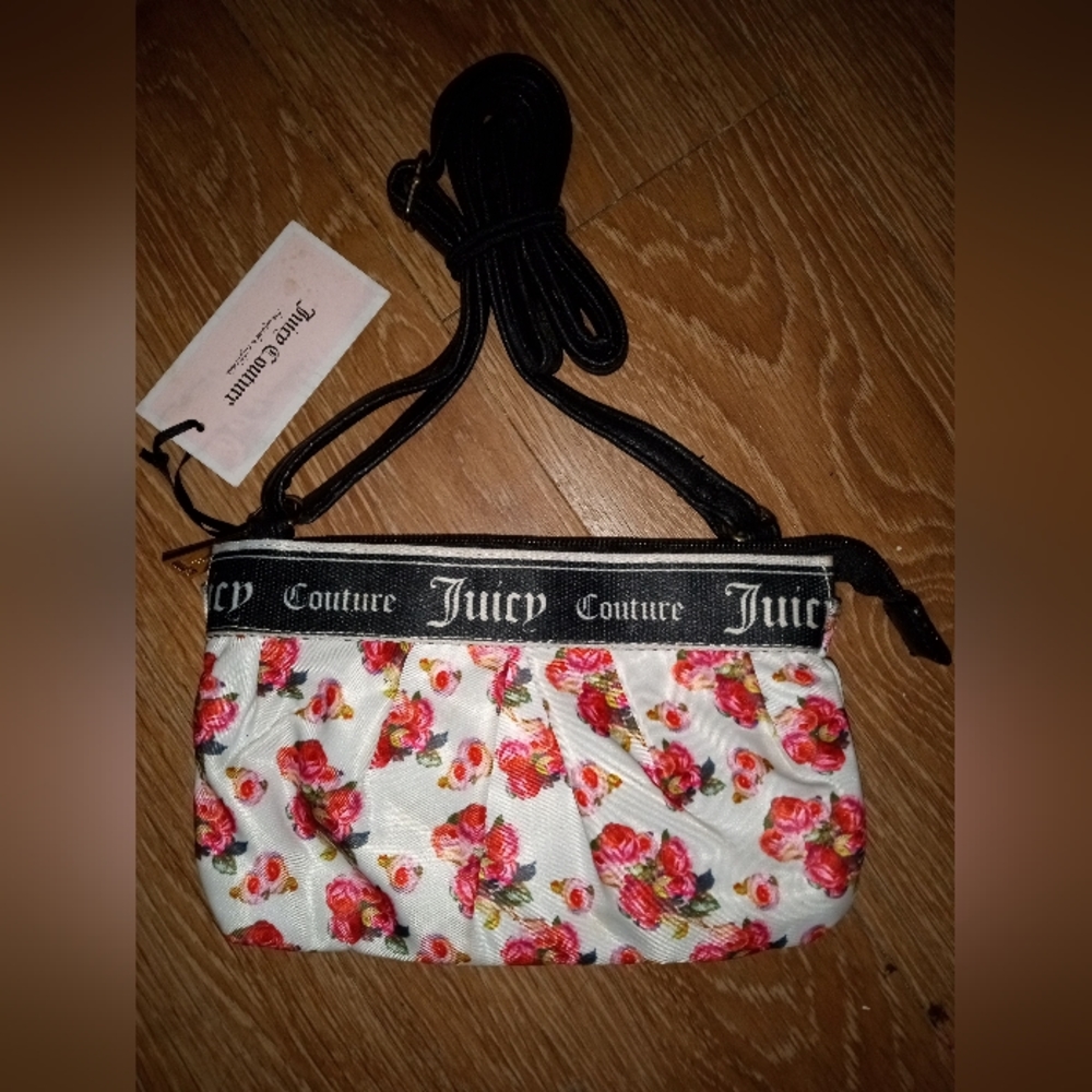 Juicy Couture Clutch/Purse/Wristlet